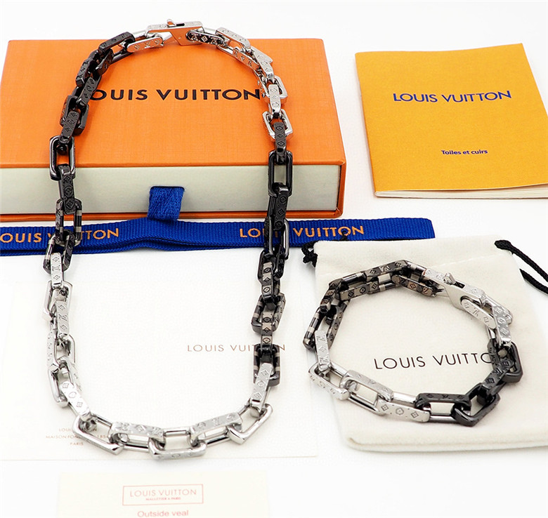 Louis Vuitton DAMIER Damier Chain Necklace (MP3189)