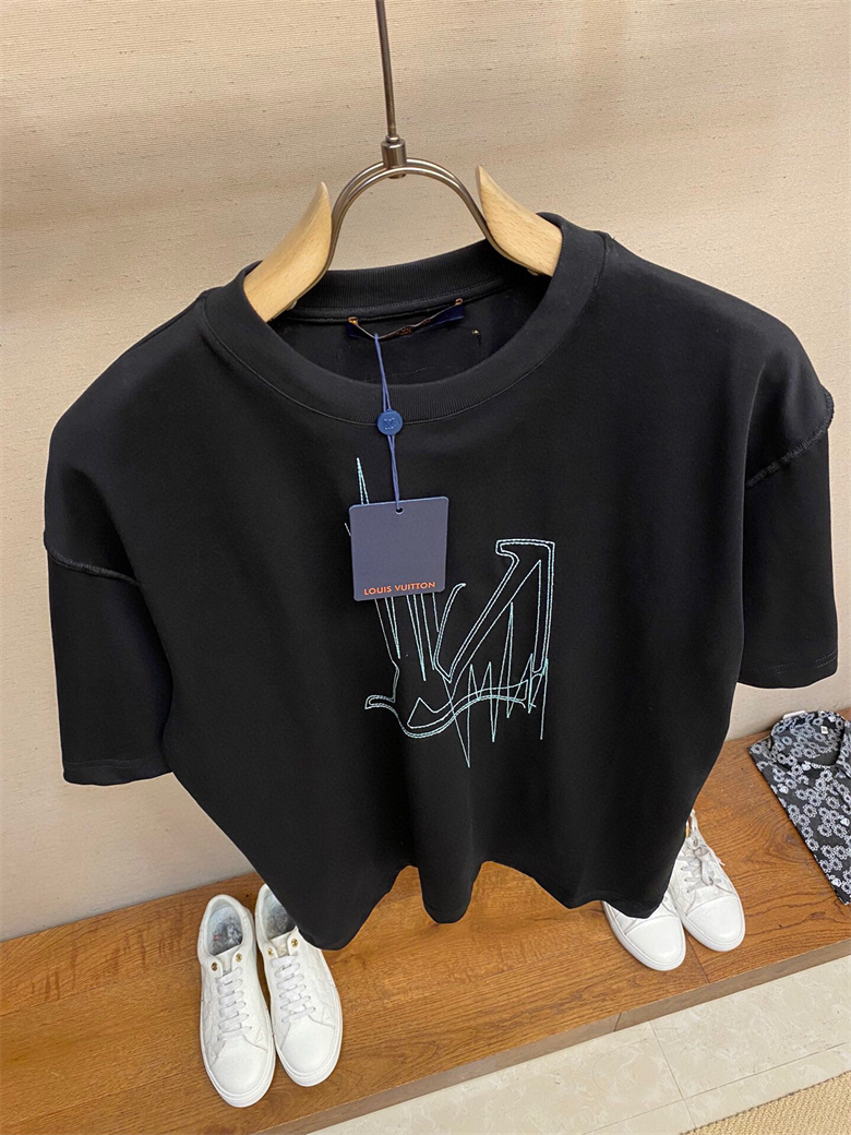 LV Frequency Graphic T-Shirt - Ready-to-Wear 1AAU5D